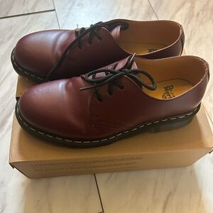 Doc Marten 1461 style shoe cherry red size 11 women’s 10 men’s